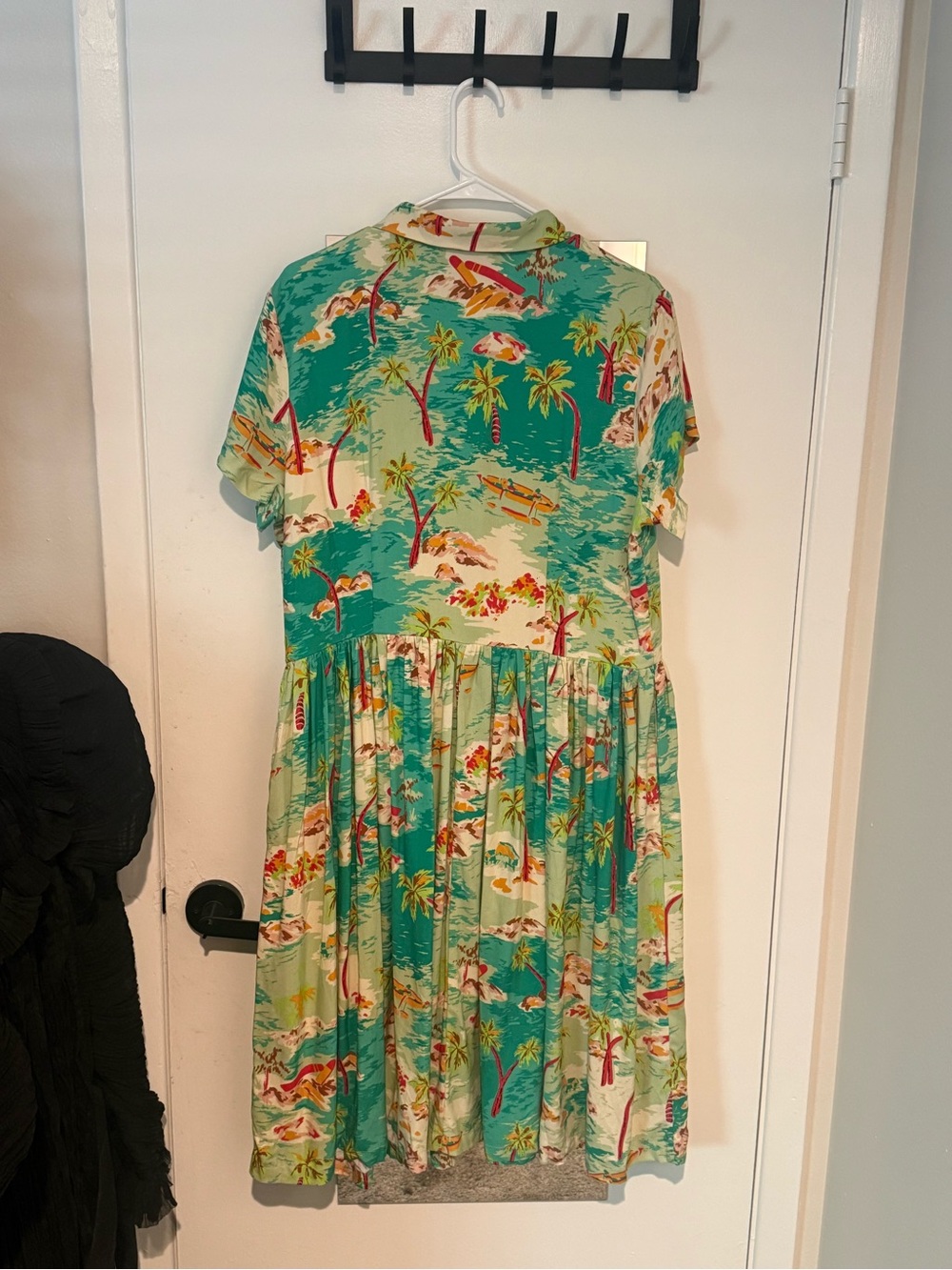 La Femme En Noir Micheline Pitt Alien Collab Hawaiian Pinup Shirt Dress NWT 2X - Picture 5 of 9